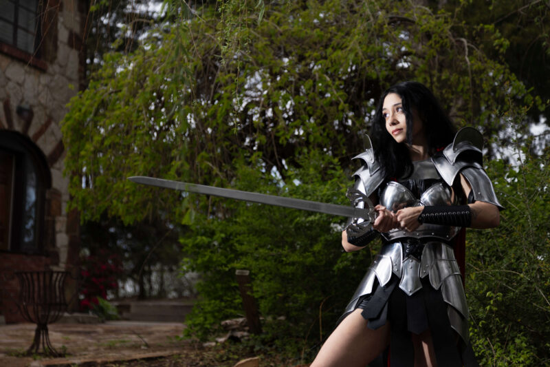 sun_seeker_97-castle-falls-event-competition-knight-sword-themed-cosplay-photographer-oklahoma-city-ok