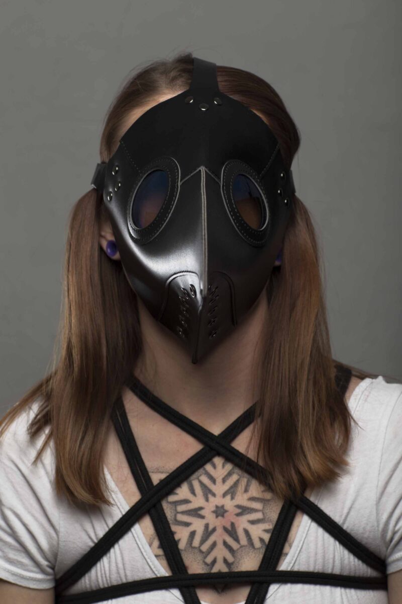 maja-iolette-my-plague-doctor-cosplay-themed-photography-shoot-tulsa-ok