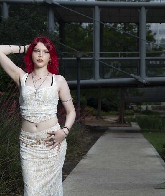 crypt1cal-cl0v3r-lifestyle-shoot-botanical-garden-oklahoma-city-ok