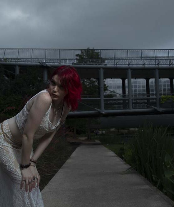 crypt1cal-cl0v3r-lifestyle-shoot-botanical-garden-oklahoma-city-ok