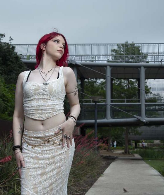 crypt1cal-cl0v3r-lifestyle-shoot-botanical-garden-oklahoma-city-ok