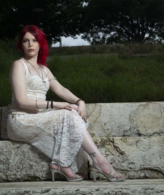 crypt1cal-cl0v3r-lifestyle-shoot-botanical-garden-oklahoma-city-ok