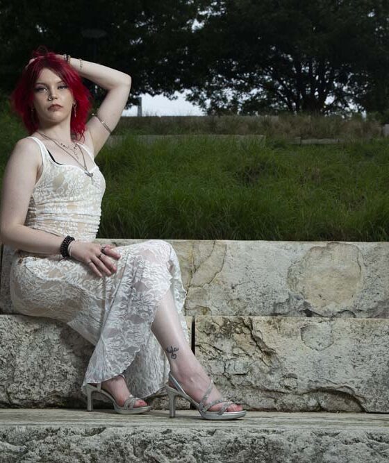 crypt1cal-cl0v3r-lifestyle-shoot-botanical-garden-oklahoma-city-ok