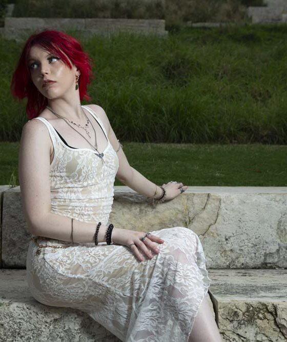 crypt1cal-cl0v3r-lifestyle-shoot-botanical-garden-oklahoma-city-ok
