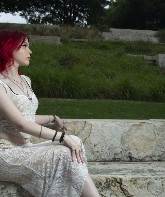 crypt1cal-cl0v3r-lifestyle-shoot-botanical-garden-oklahoma-city-ok
