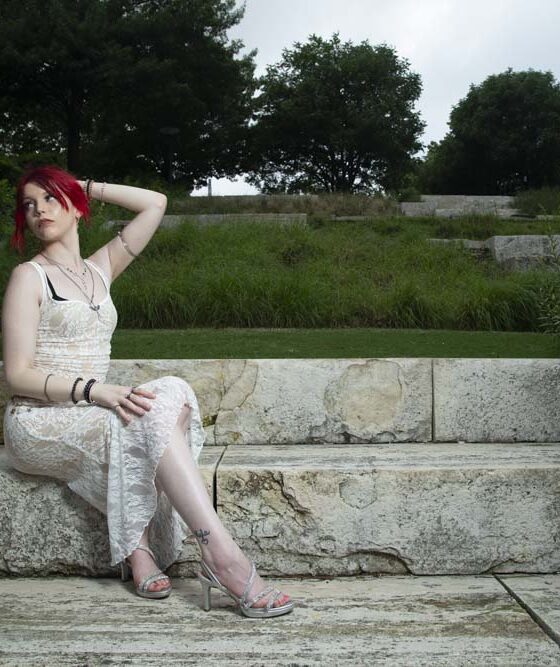 crypt1cal-cl0v3r-lifestyle-shoot-botanical-garden-oklahoma-city-ok