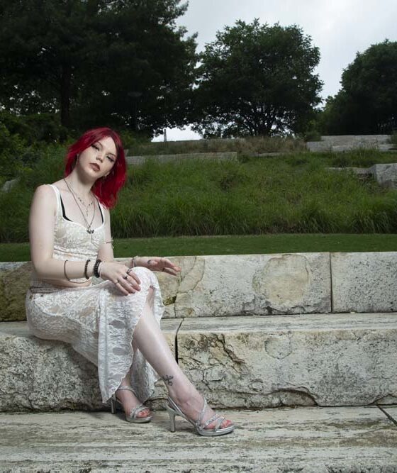 crypt1cal-cl0v3r-lifestyle-shoot-botanical-garden-oklahoma-city-ok