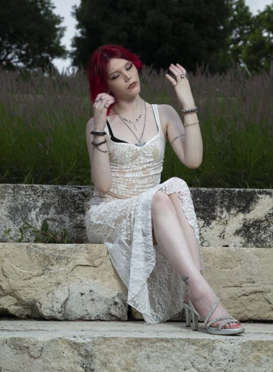 crypt1cal-cl0v3r-lifestyle-shoot-botanical-garden-oklahoma-city-ok