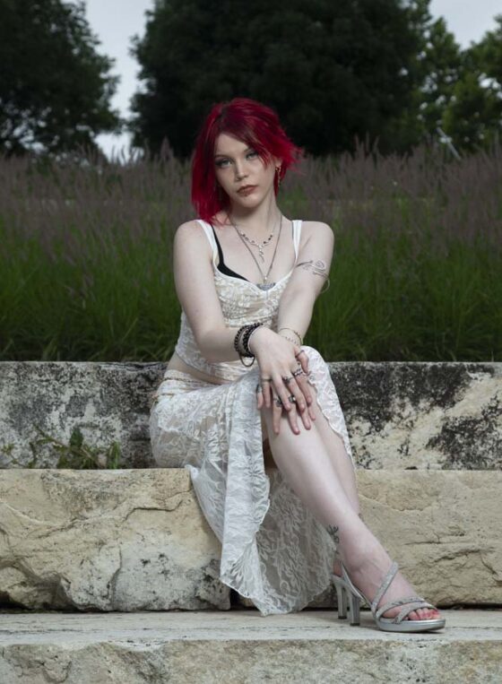 crypt1cal-cl0v3r-lifestyle-shoot-botanical-garden-oklahoma-city-ok