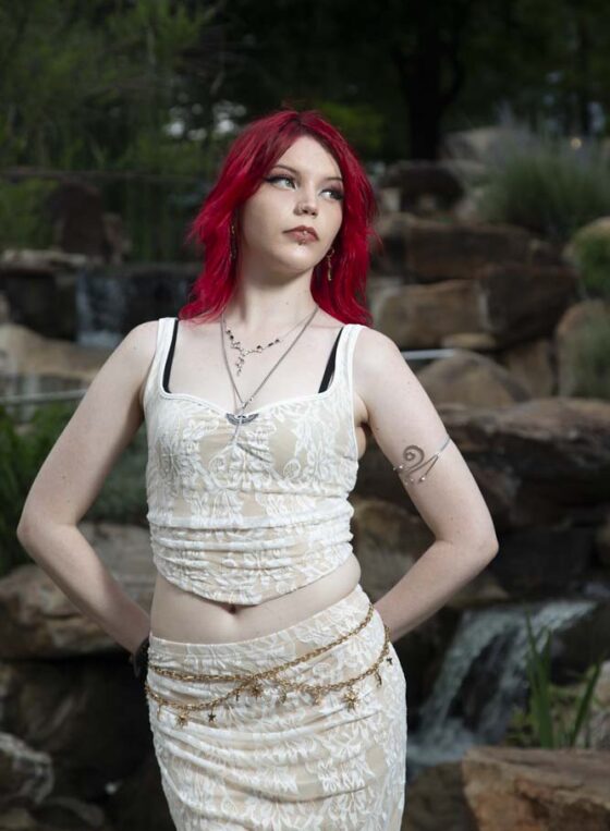 crypt1cal-cl0v3r-lifestyle-shoot-botanical-garden-oklahoma-city-ok