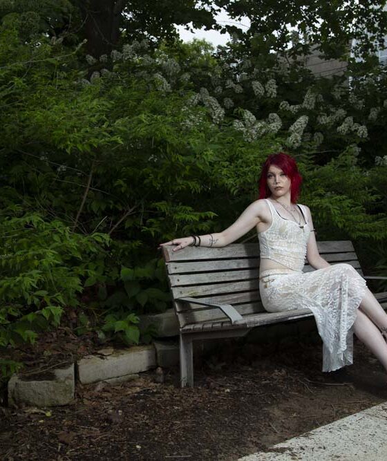 crypt1cal-cl0v3r-lifestyle-shoot-botanical-garden-oklahoma-city-ok