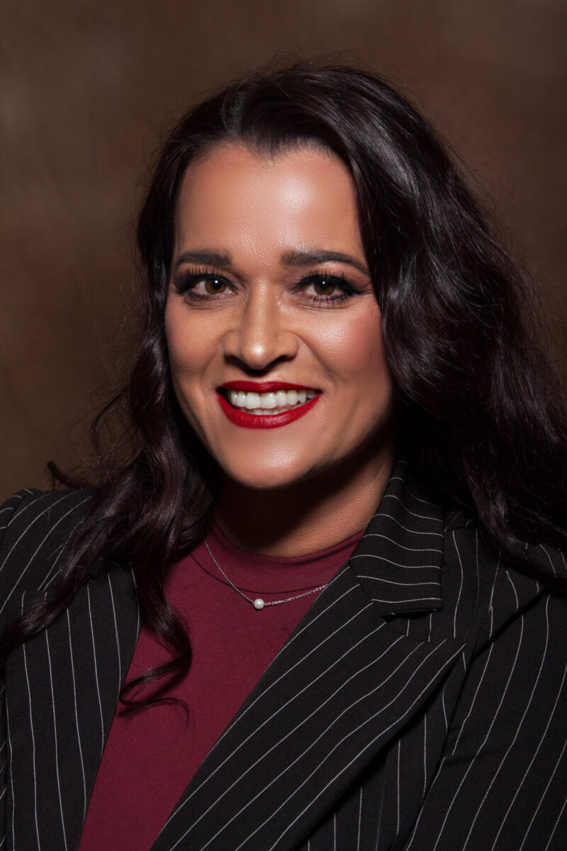 Landa Portrait Head shot Business Owner and Dancer, Bethany OK photographer ArtofTyme