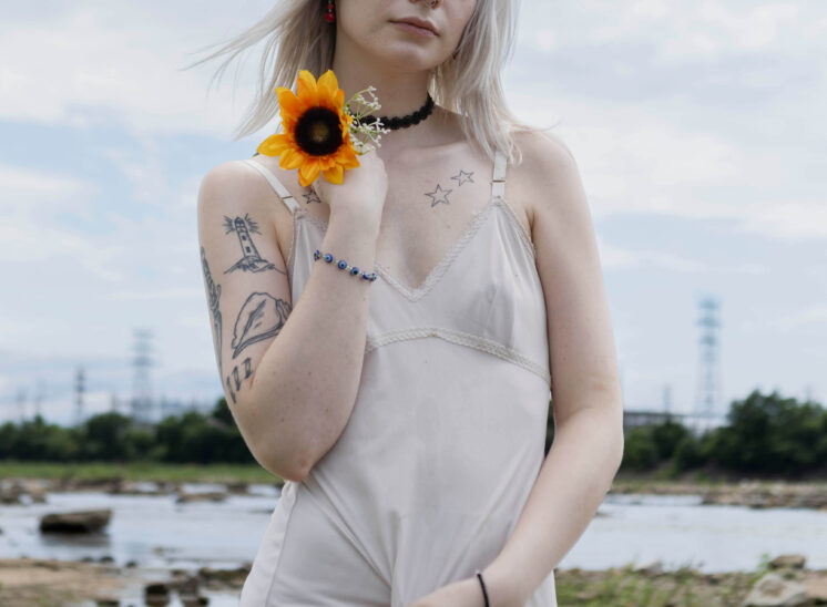 madisxnariana alternative mud themed photoshoot tulsa riverside oklahoma city